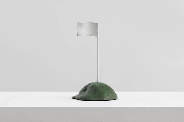 Small Toy (Flag)