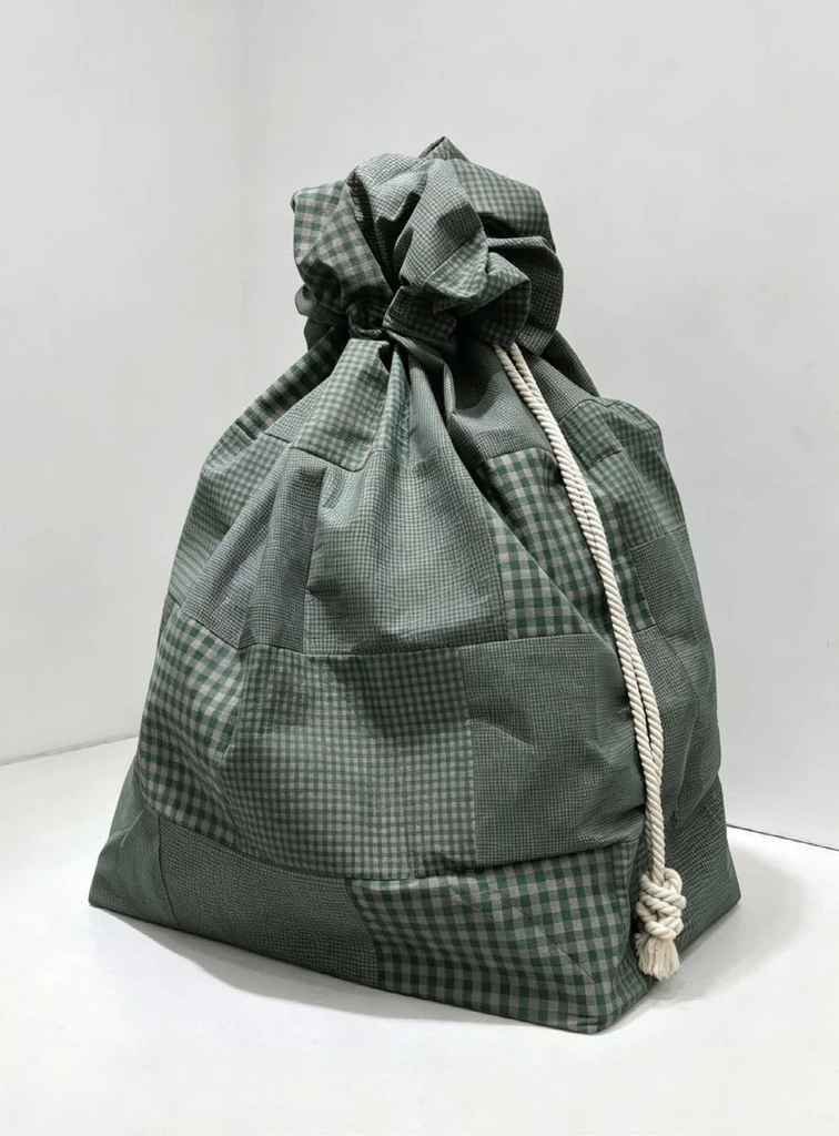 A Drawstring Plaid Bag (Green)