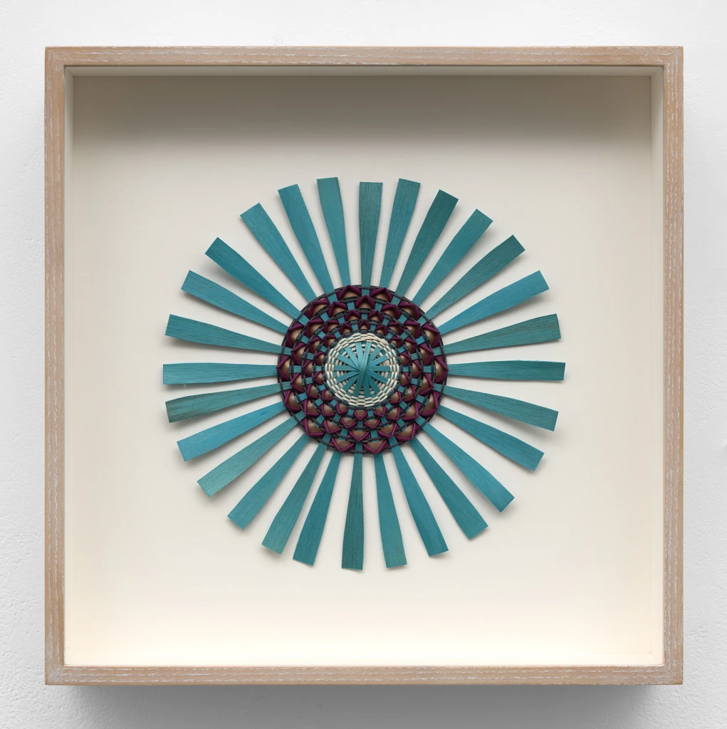 Aquamarine (purple)