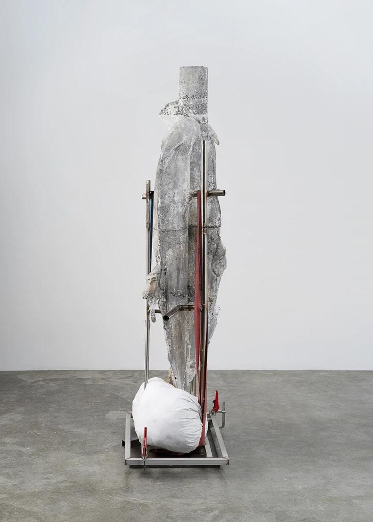 The dancing column (III)