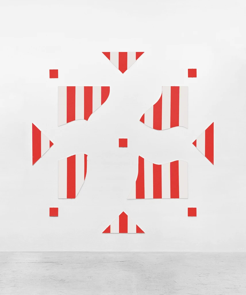 Éclats : Peinture sur/sous verres, travail situé, Paris, 2025